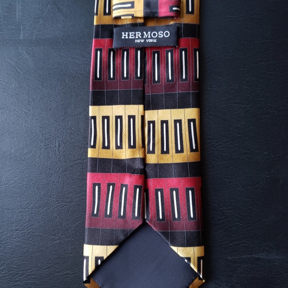Hermoso men's 100% silk necktie - Picture 2 of 2